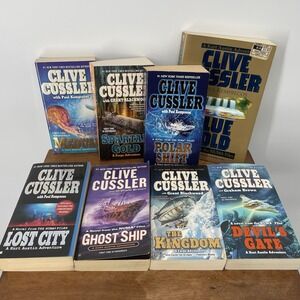 Lot‎ of 8 Clive Cussler Paperback Books Action Adventure Thriller